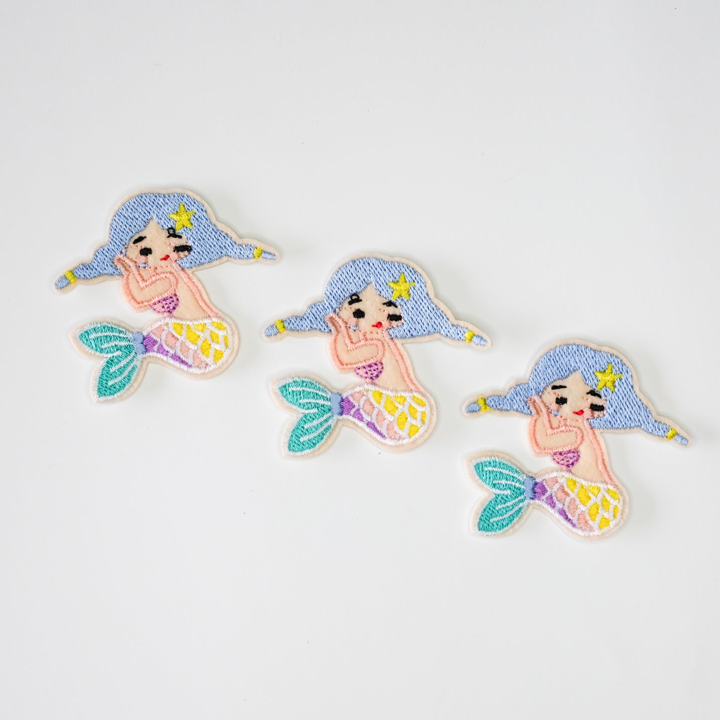 Shy Mermaid 🧜🏻♀️