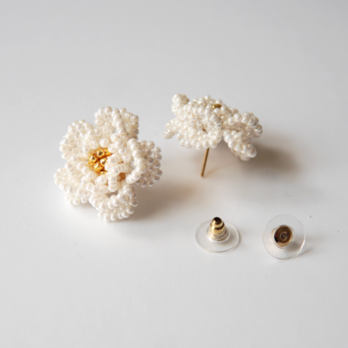 Ginger Daisy Earrings