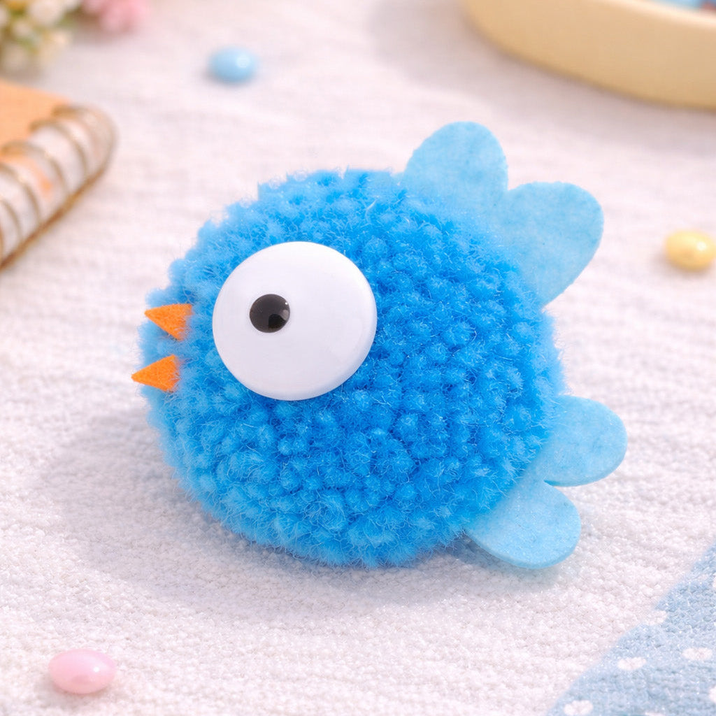 Fluffy Blue Fish Brooch🐟💙