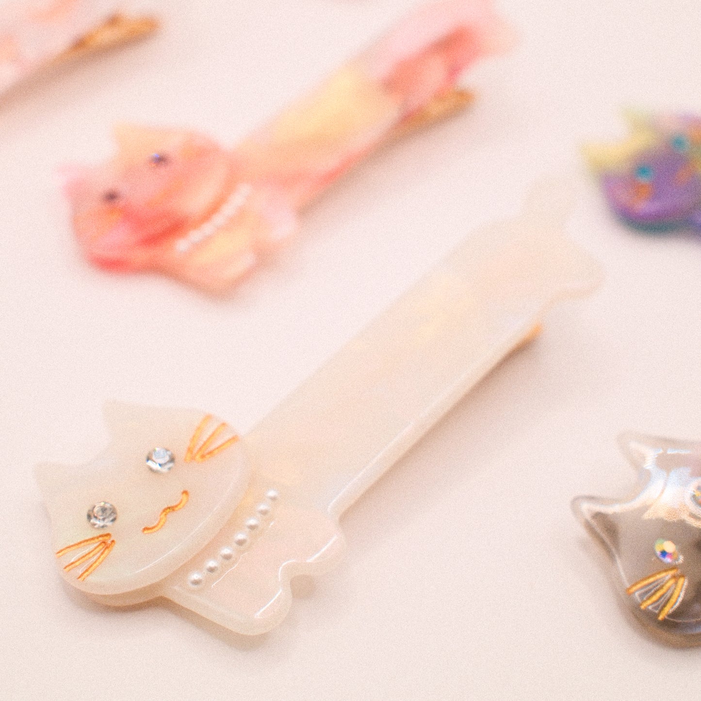 Peach Blush Cat Hair Clip