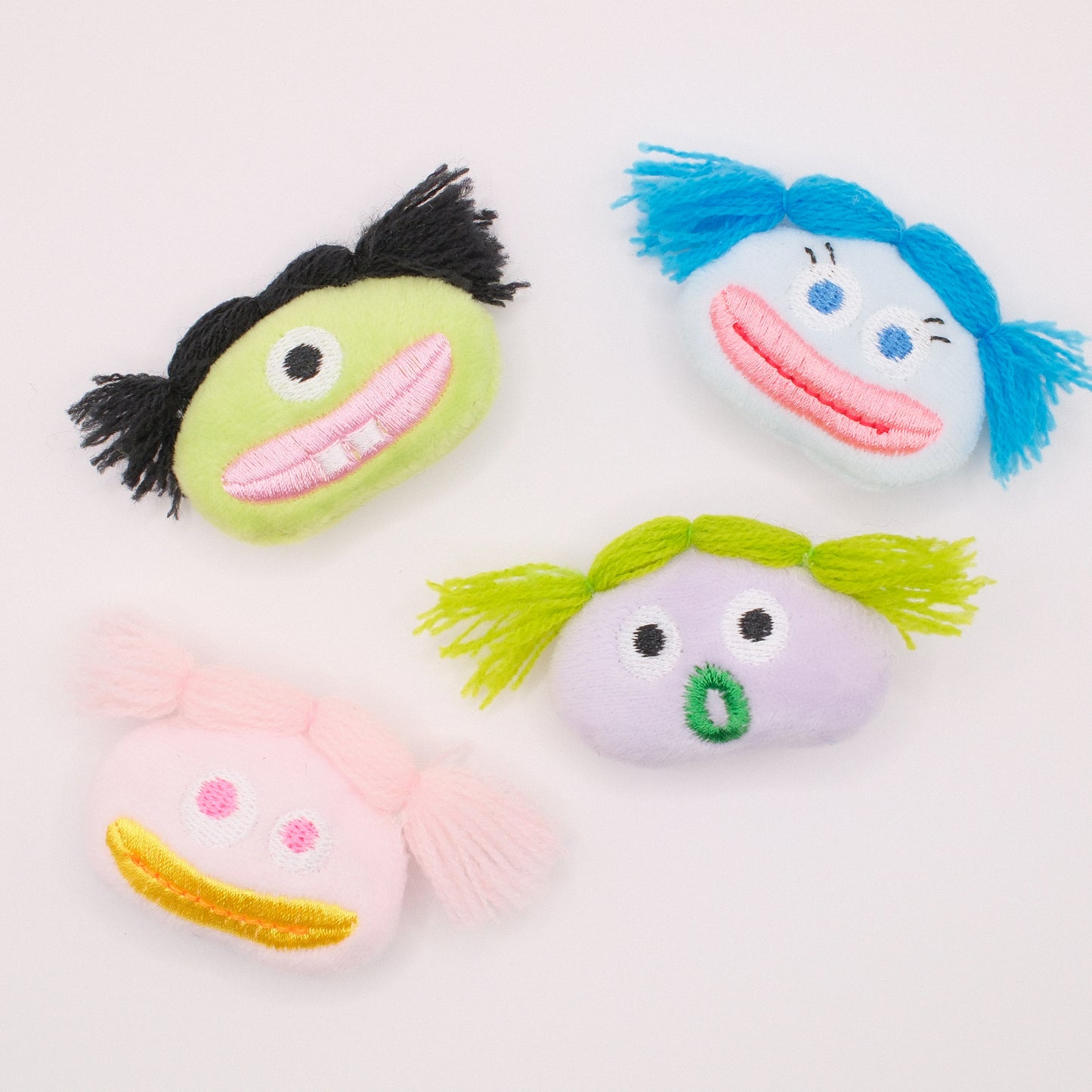 Surprised Sally Brooch