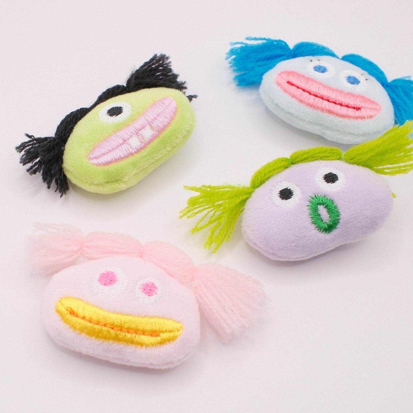 Surprised Sally Brooch