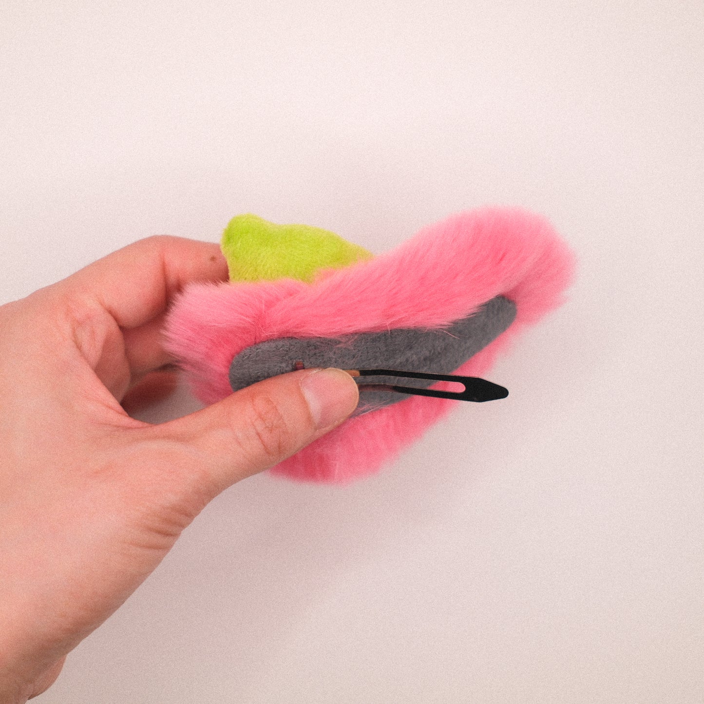 Ms Pea Furry Side Hair Clip