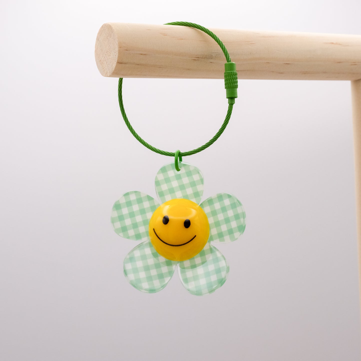 Check Me Out Daisy Charm