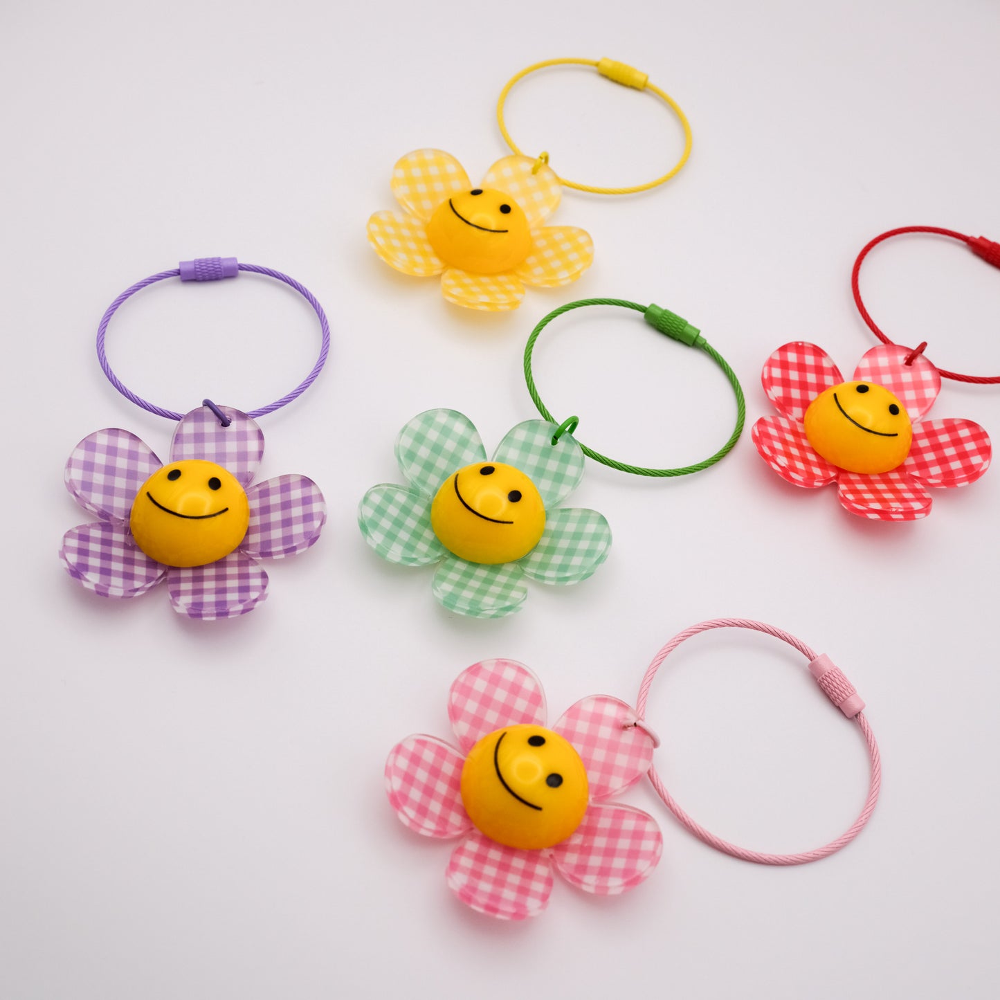 Check Me Out Daisy Charm