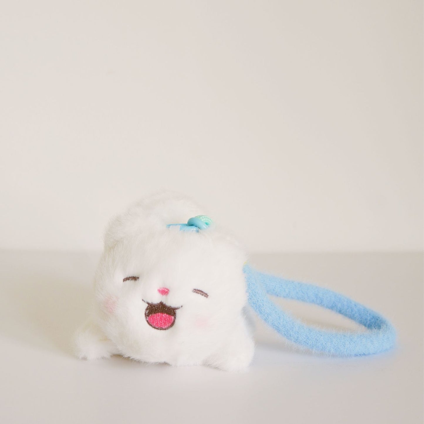 White Cat Perfumed Charm