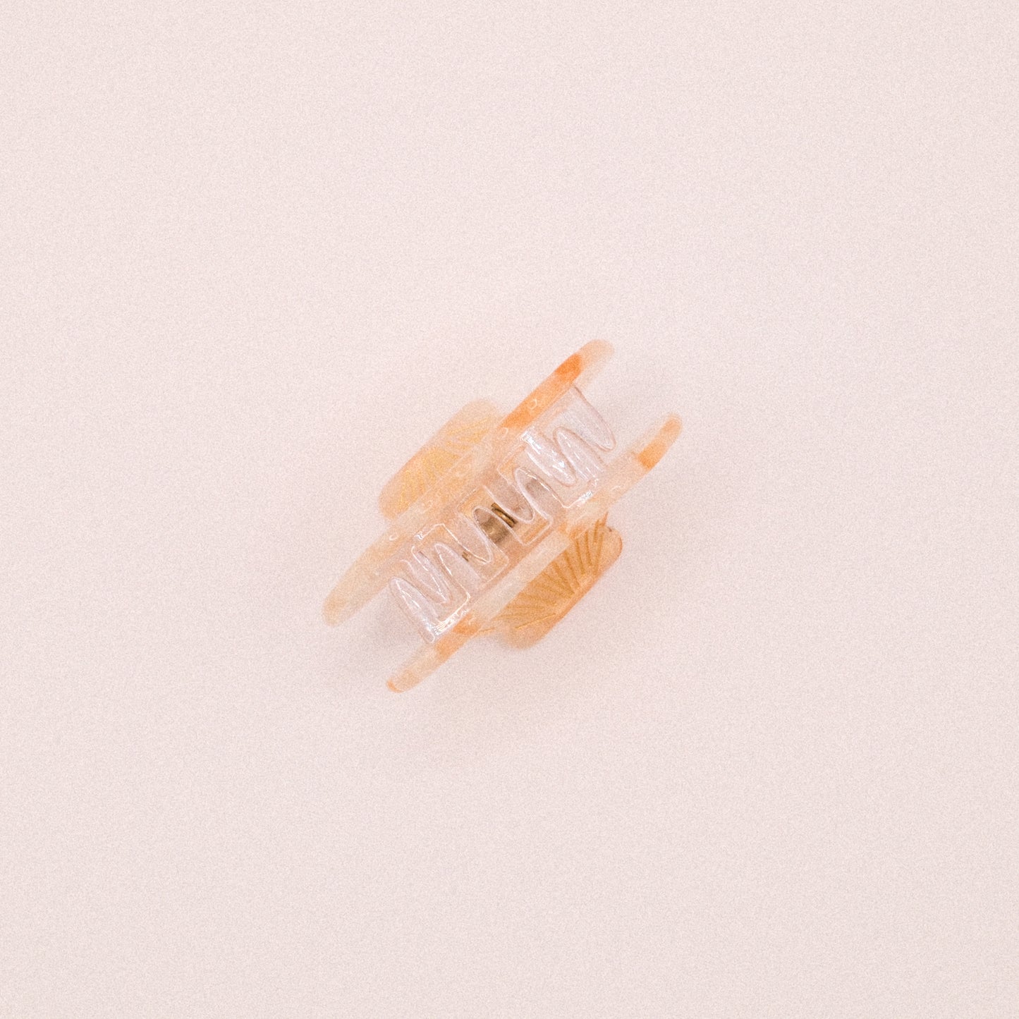 Peach Seashell Hair Claw