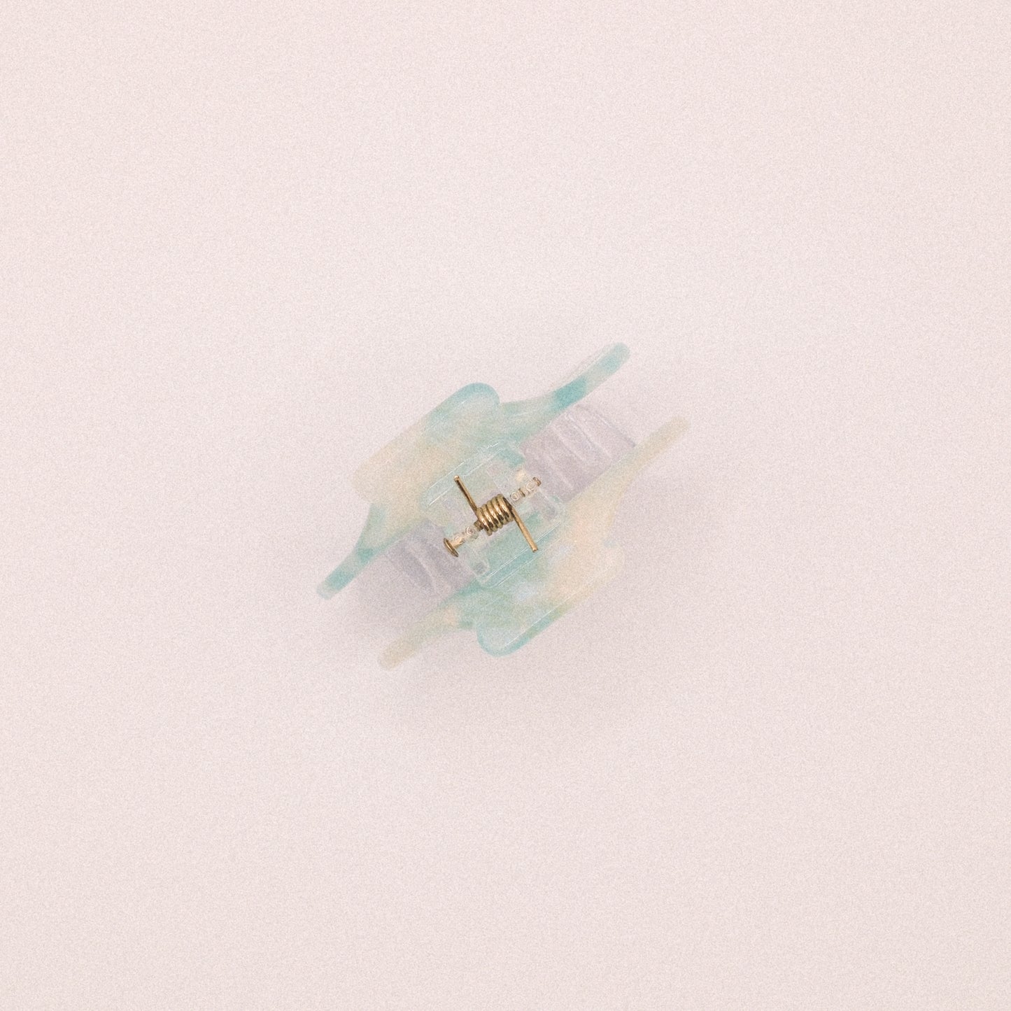 Ocean Green Seashell Hair Claw
