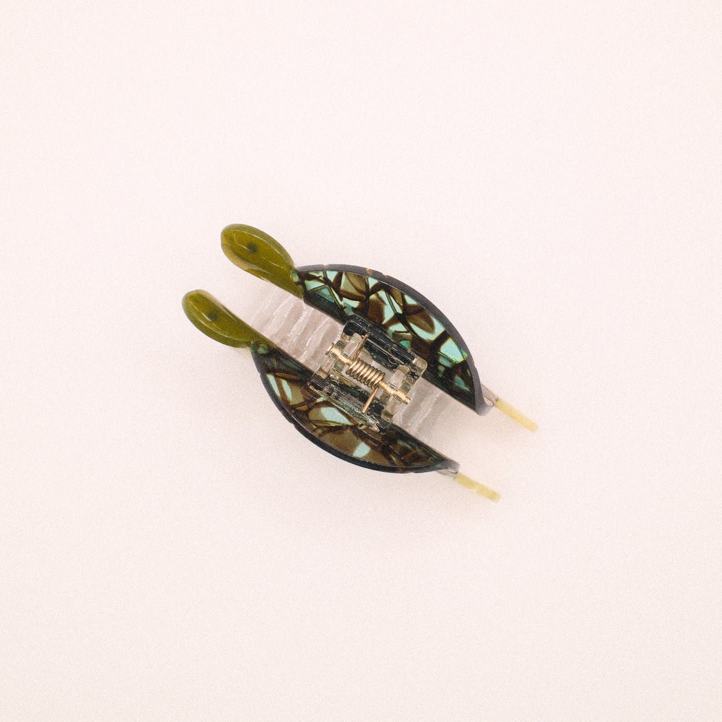 Turtle Hair Claw